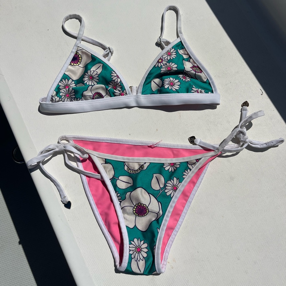 Wildfox 60s Retro Floral Bikini Top and Bottom